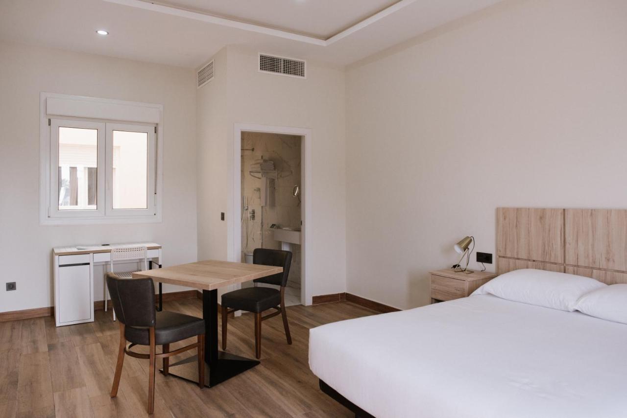 Hotel Melilla Centro Εξωτερικό φωτογραφία